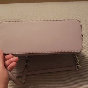 Michael Kors Bags - Michael kors crossbody Michael Kors Bags - Michael kors crossbody